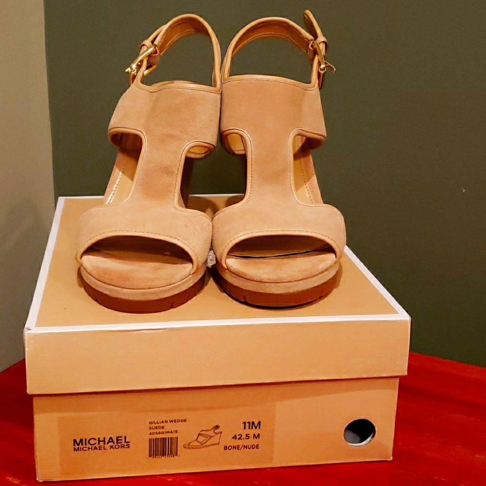 Michael Kors Sandals Suede Wedge 4" Heel Sz 11M